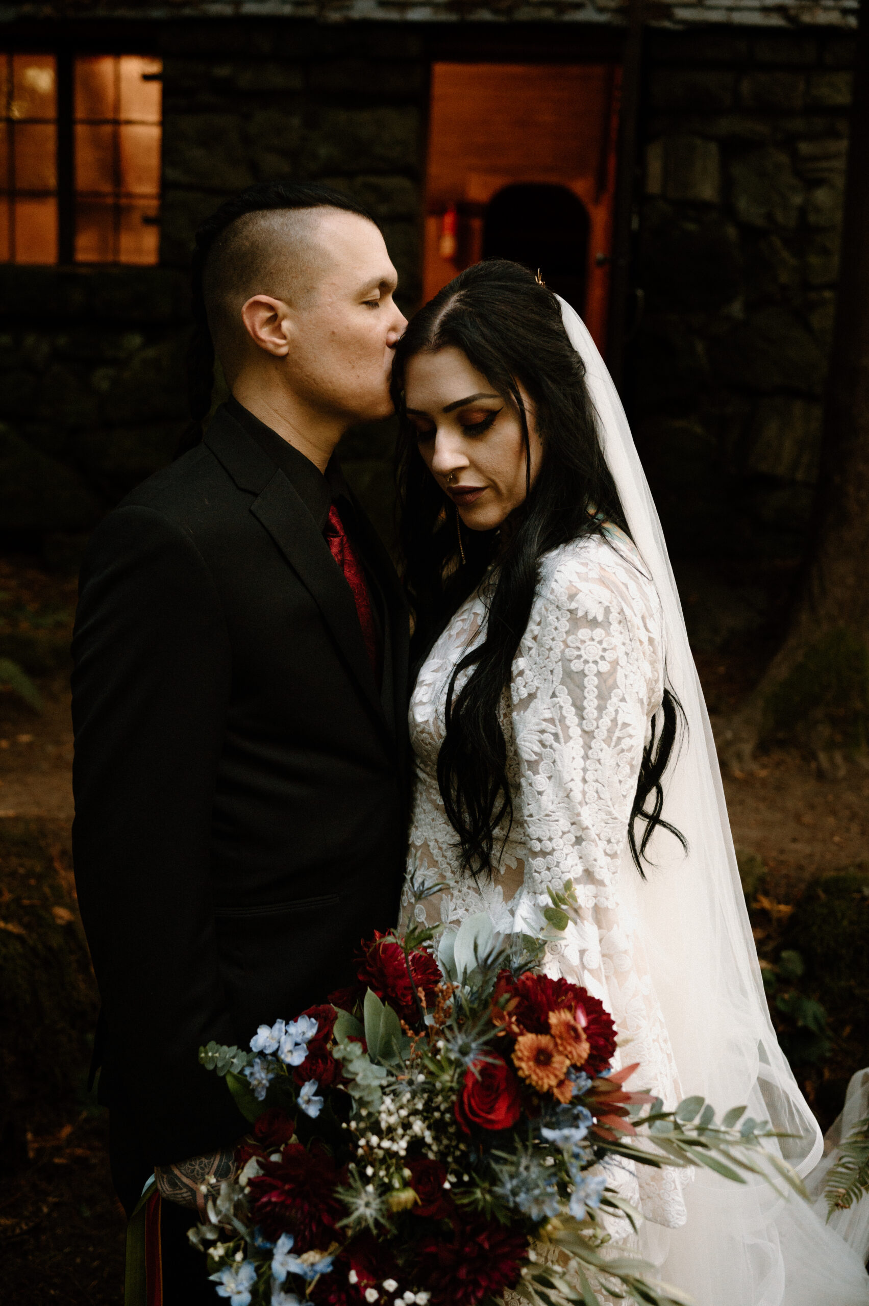 Portland or fall wedding, Gothic Wedding photographer, Alternative couples, tattooed couples, Photography, Vancouver Wa Wedding Photographer, Wedding Photography Vancouver Wa