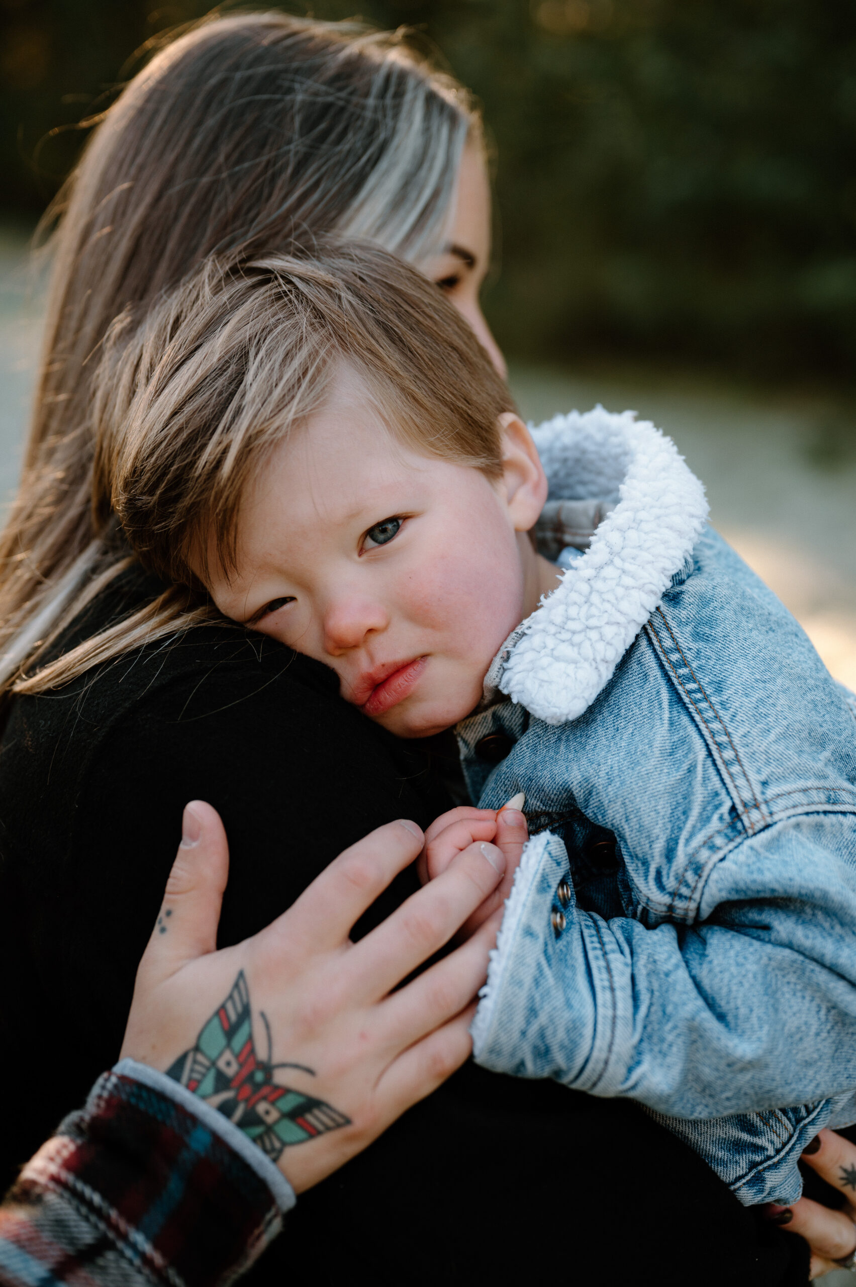 Fall family photos Vancouver Washington, Portland Or Family Photographer, what to wear family pictures, PNW, tattooed family