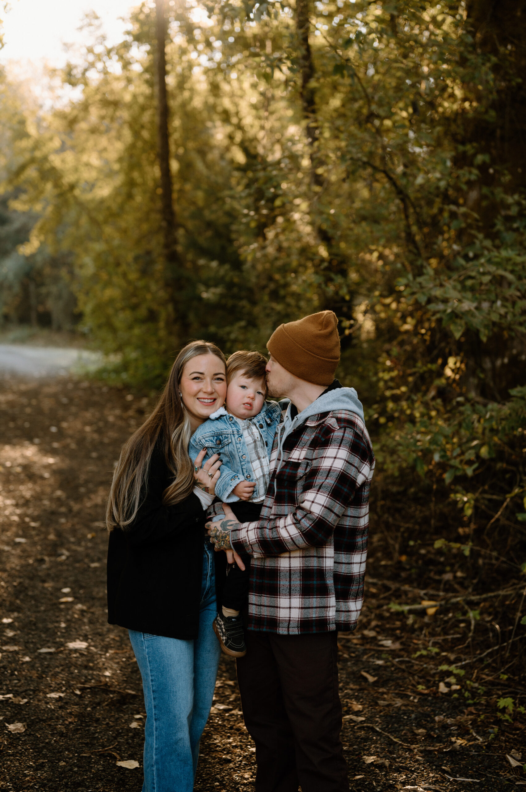 Fall family photos Vancouver Washington, Portland Or Family Photographer, what to wear family pictures, PNW, tattooed family