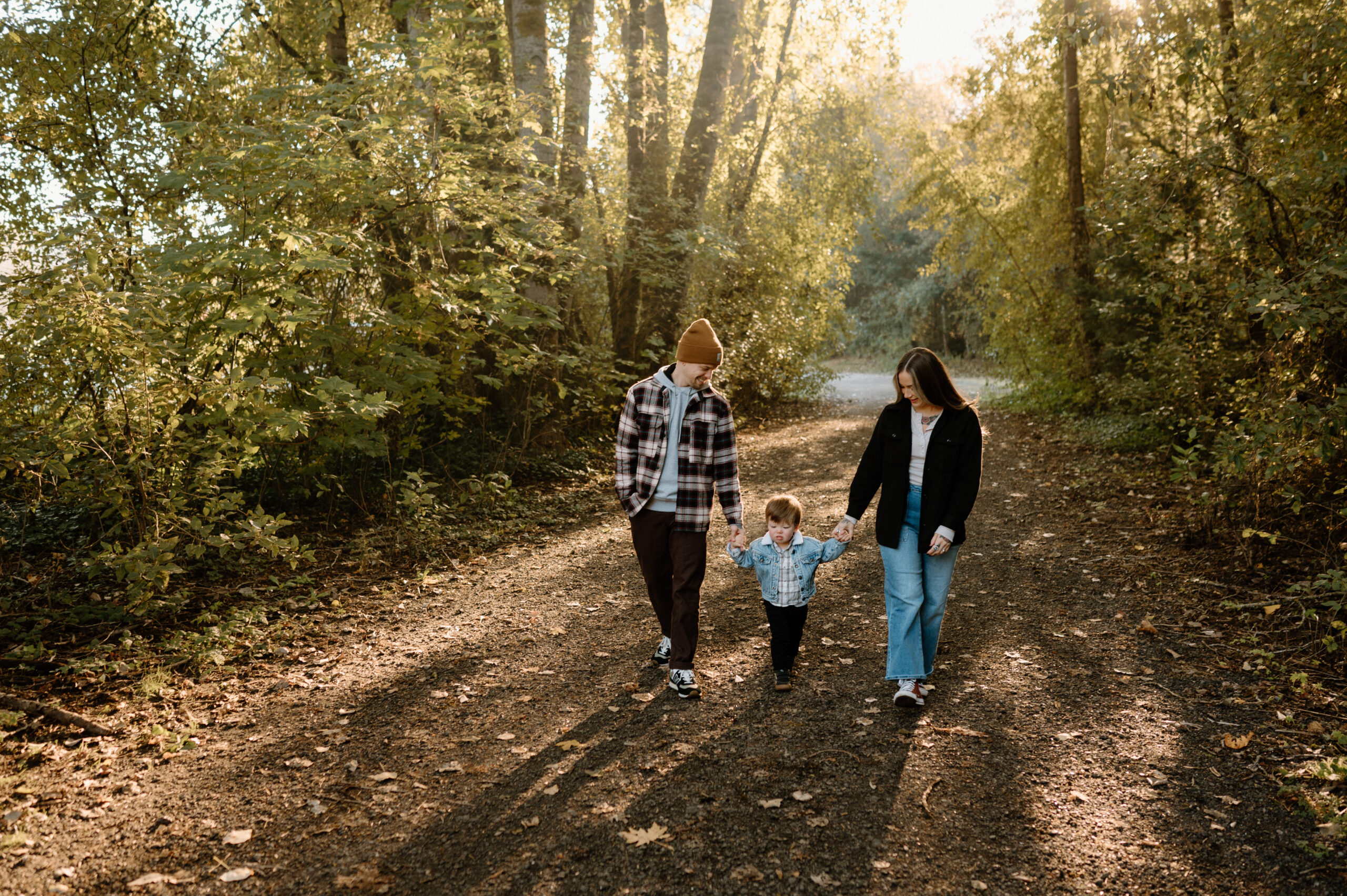 Fall family photos Vancouver Washington, Portland Or Family Photographer, what to wear family pictures, PNW, tattooed family