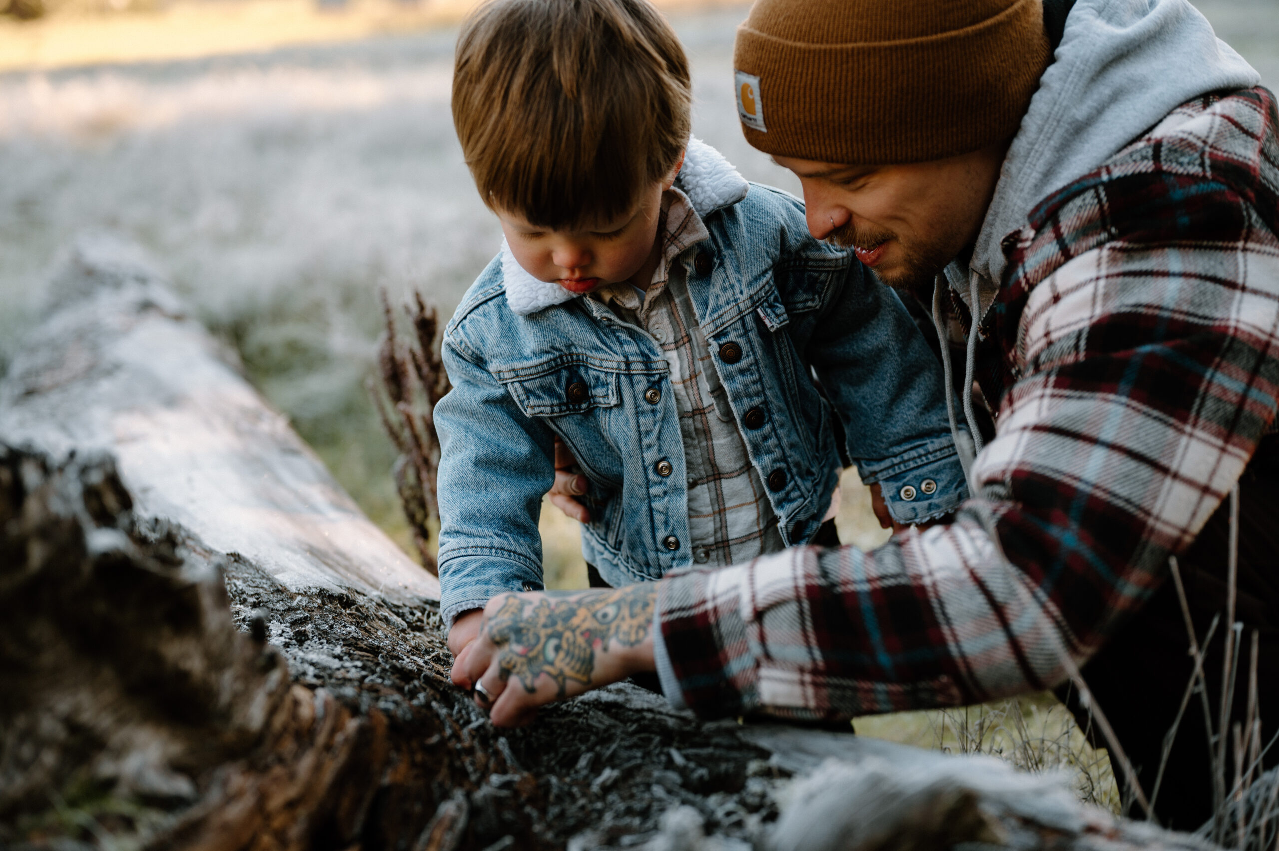 Fall family photos Vancouver Washington, Portland Or Family Photographer, what to wear family pictures, PNW, tattooed family