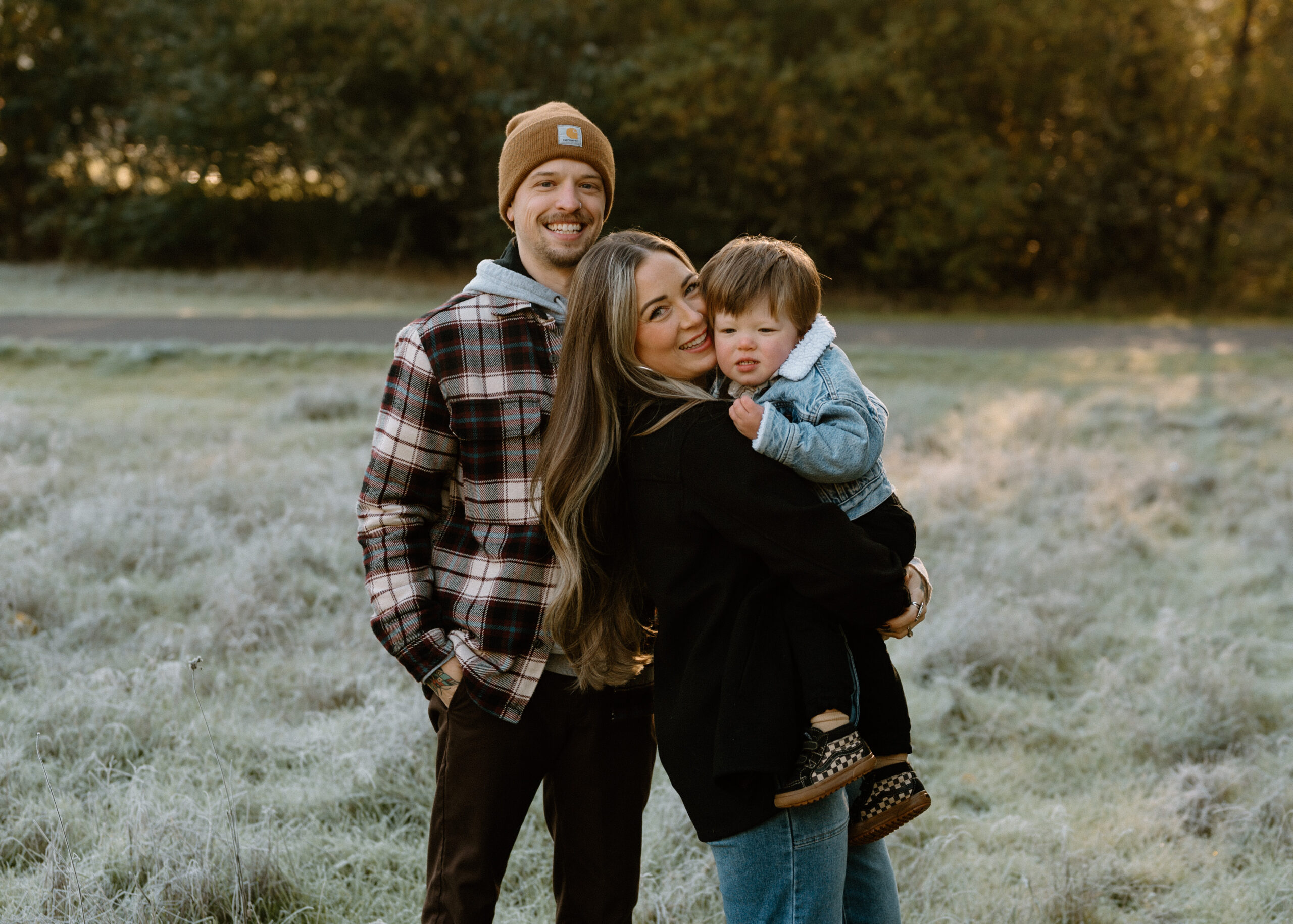 Fall family photos Vancouver Washington, Portland Or Family Photographer, what to wear family pictures, PNW, tattooed family