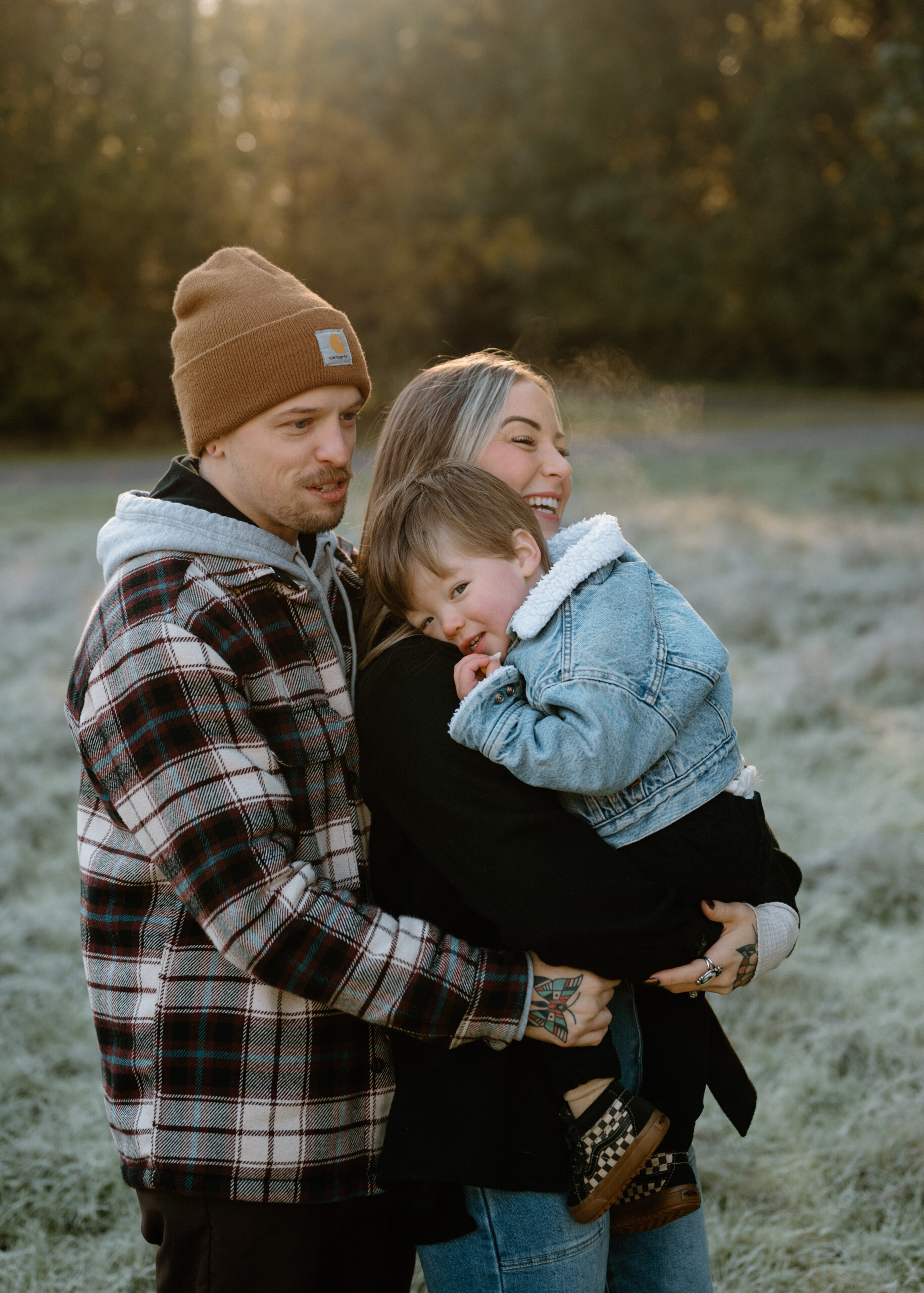 Fall family photos Vancouver Washington, Portland Or Family Photographer, what to wear family pictures, PNW, tattooed family