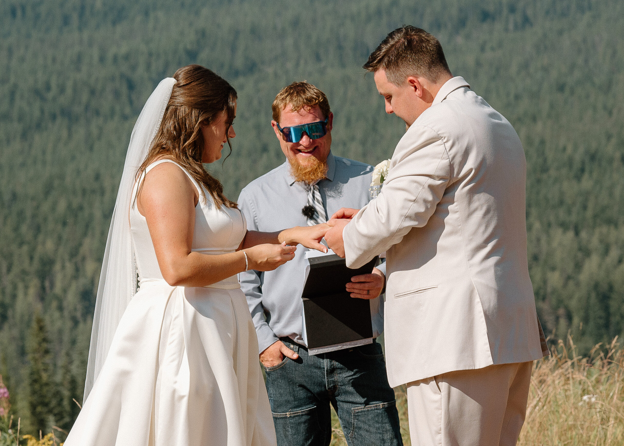 Portland OR Wedding Photographer Mt Hood Ski bowl, summer wedding