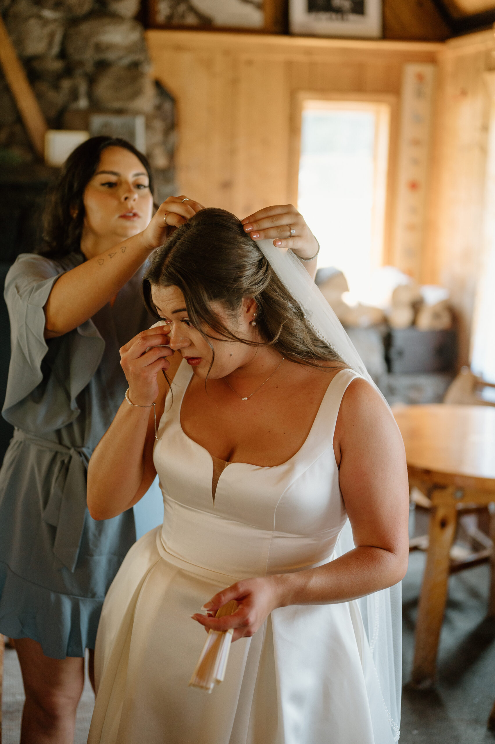 Mt Hood Ski Bowl Weddings, getting ready photos in the warming Hut, Portland Oregon Wedding Photographer 