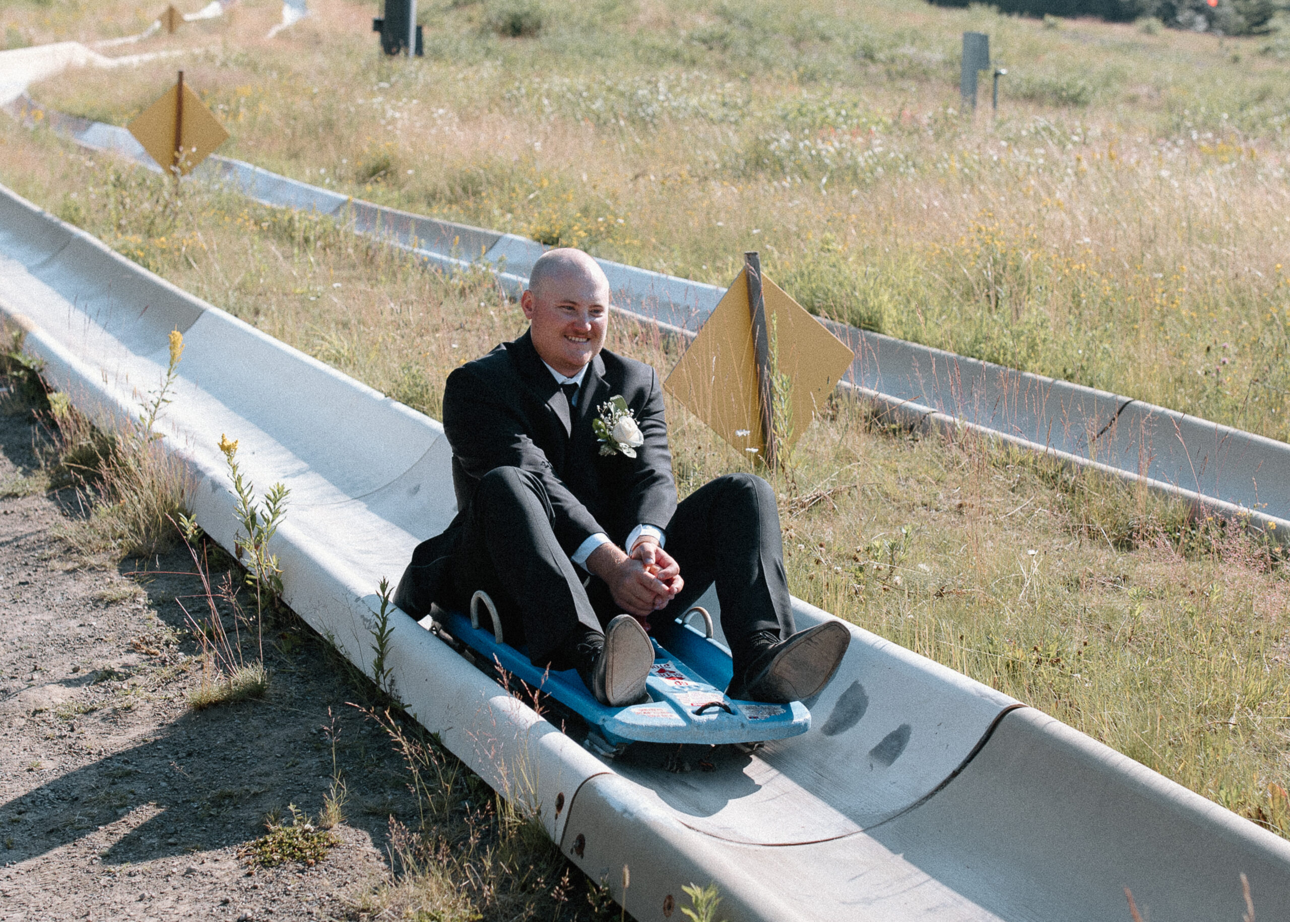 Portland OR Wedding Photographer Mt Hood Ski bowl, summer wedding