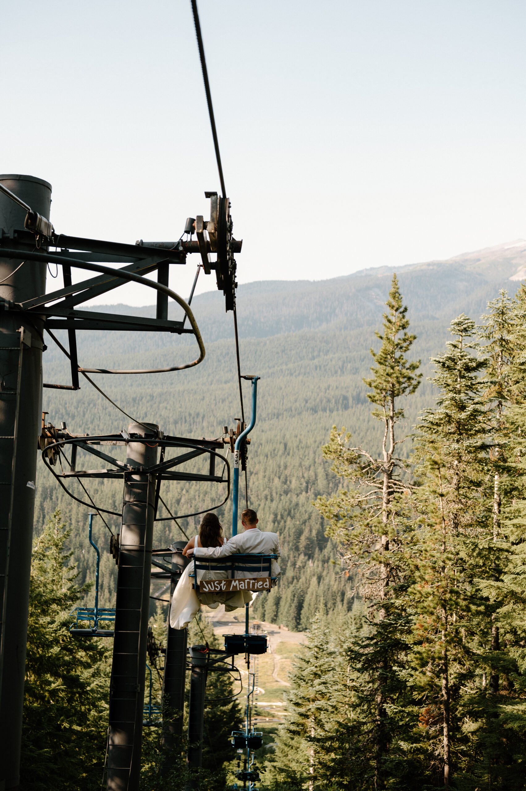 Portland OR Wedding Photographer Mt Hood Ski bowl, summer wedding Bridal Portraits Vancouver Washington  