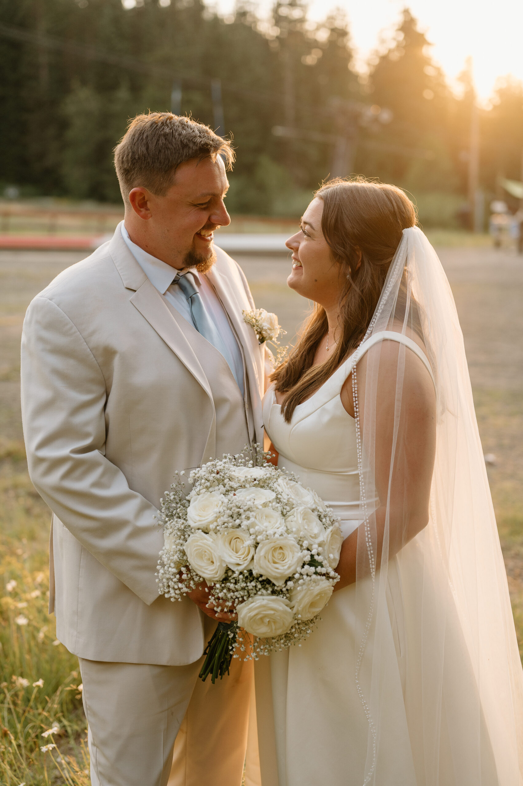 Portland OR Wedding Photographer Mt Hood Ski bowl, summer wedding Bridal Portraits Vancouver Washington  