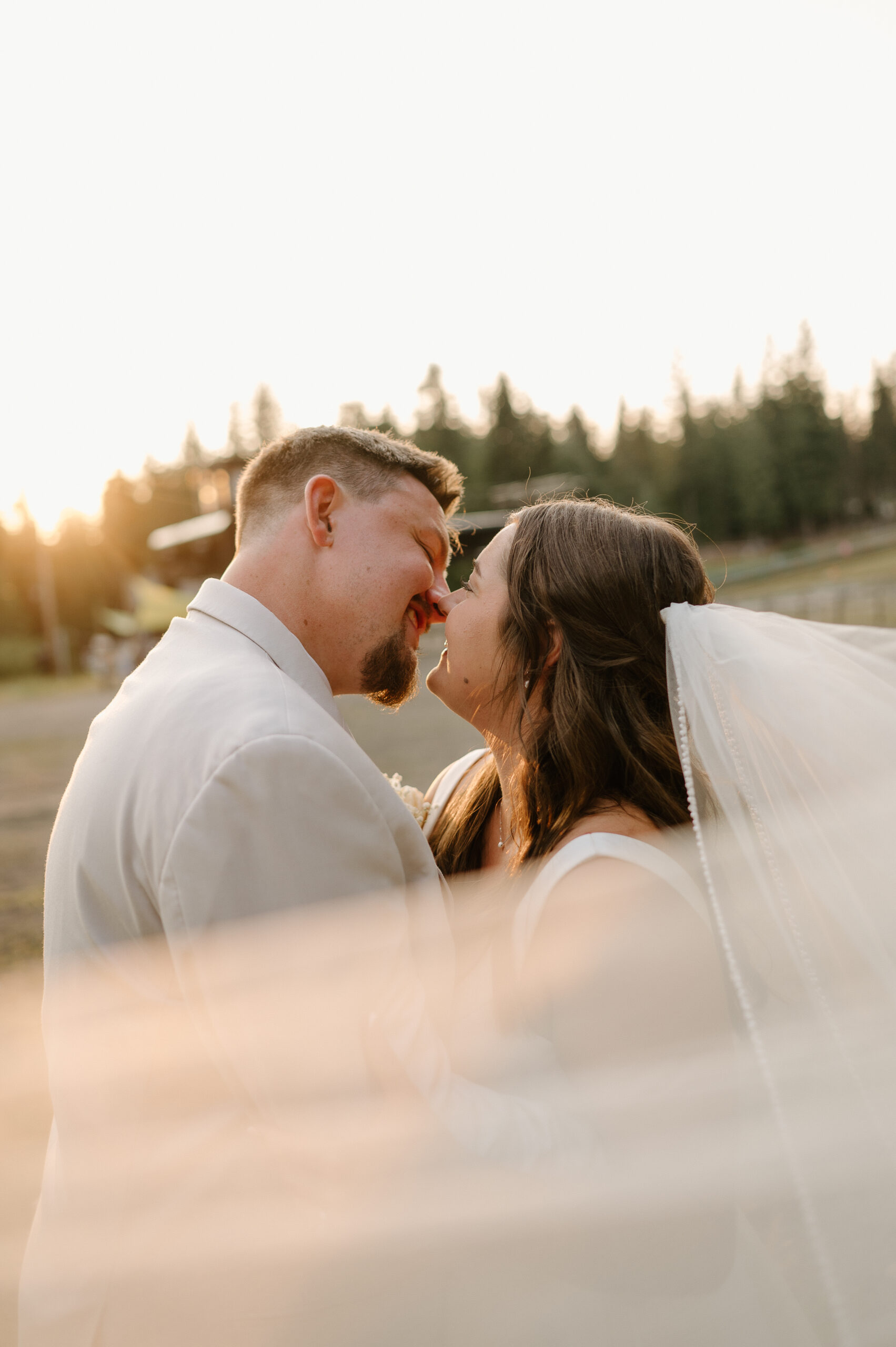 Portland OR Wedding Photographer Mt Hood Ski bowl, summer wedding Bridal Portraits Vancouver Washington  