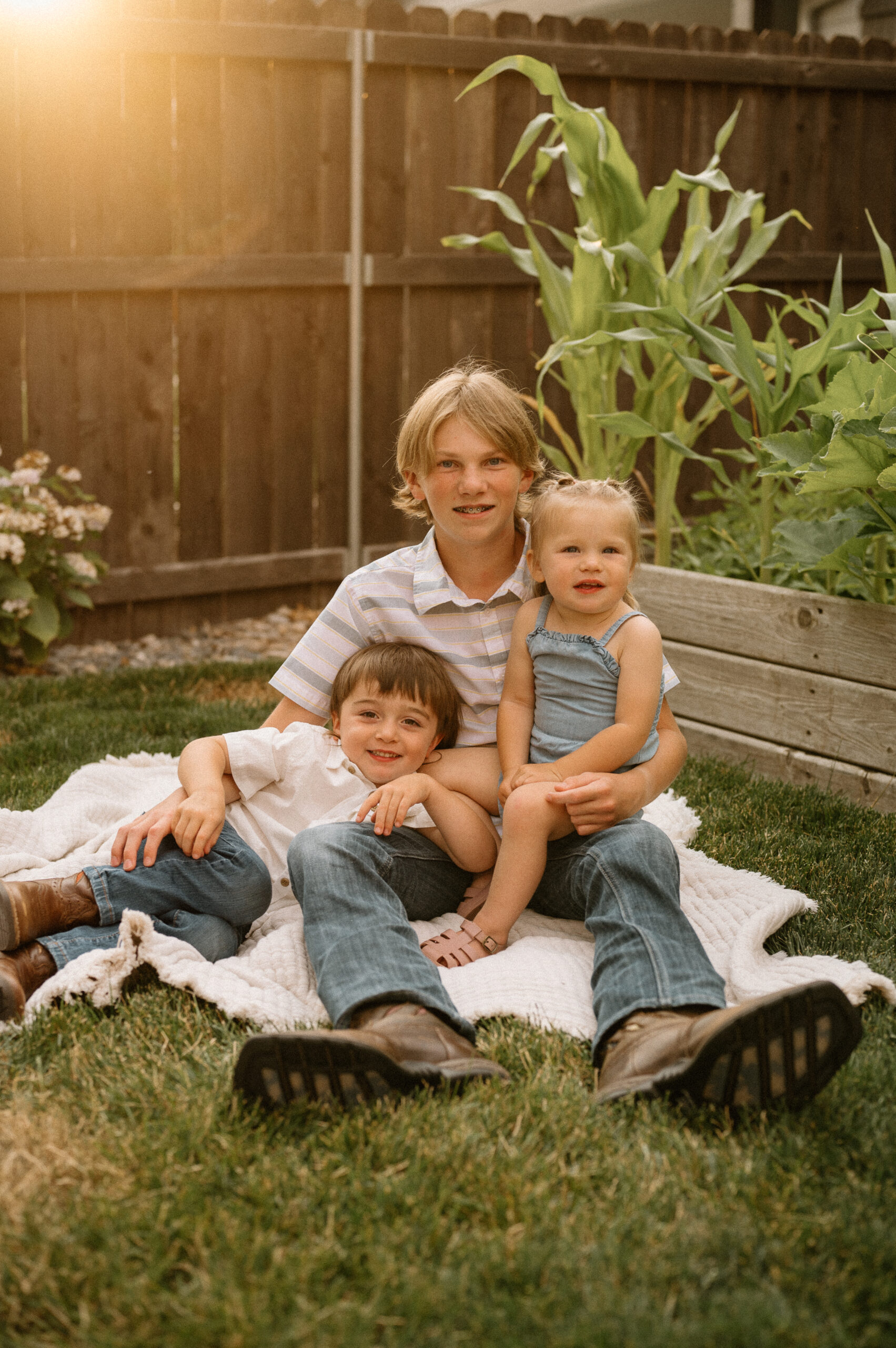 Picture of kids taken by PNW Family Photographer