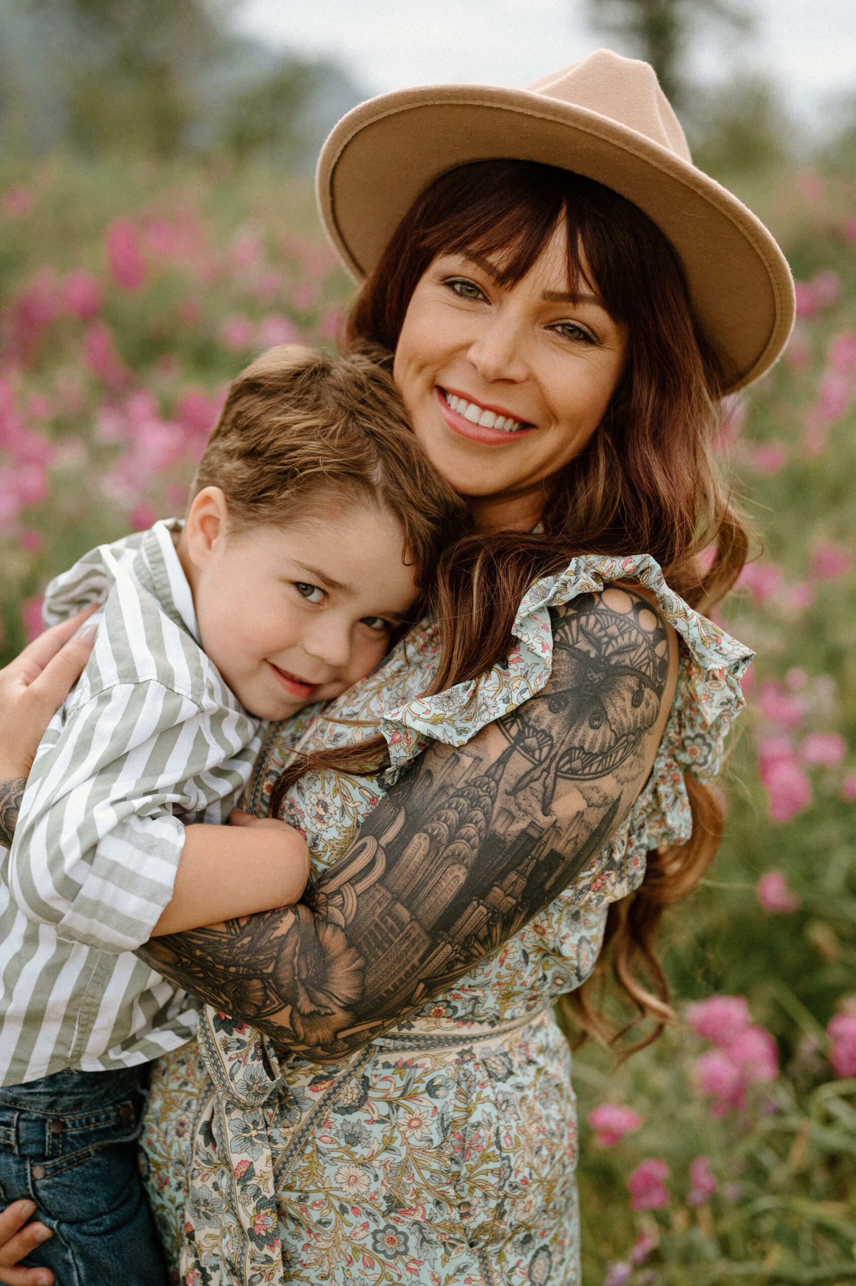 Mothers Day Mini Session by Portland Oregon Family Photographer 