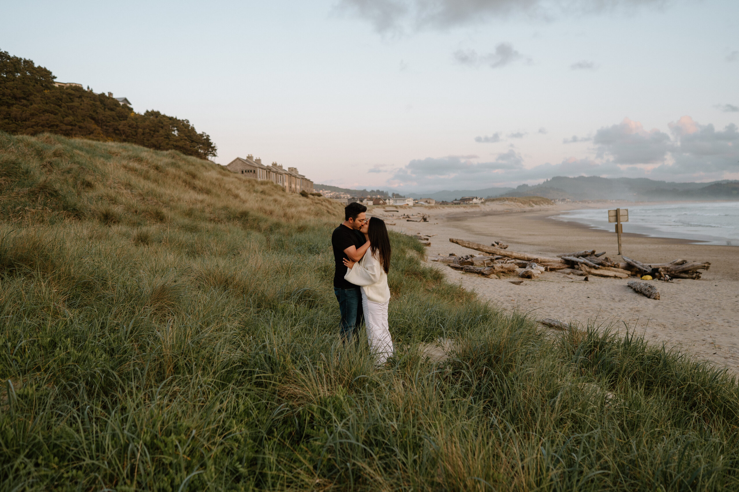 Oregon Coast engagement photos taken by PNW Engagement Photographer