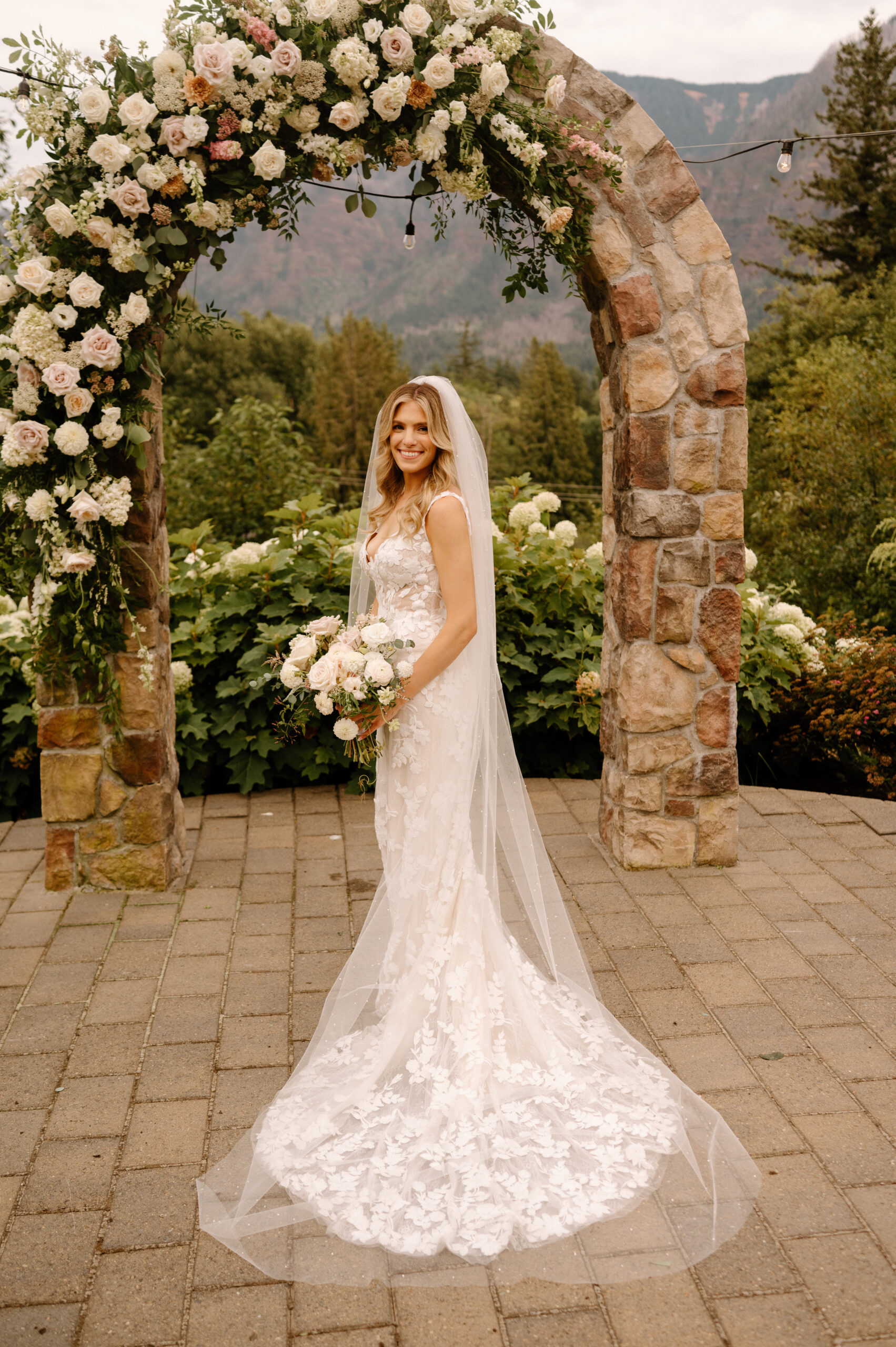 Bride Portrait by Vancouver Washington Wedding Photographer 