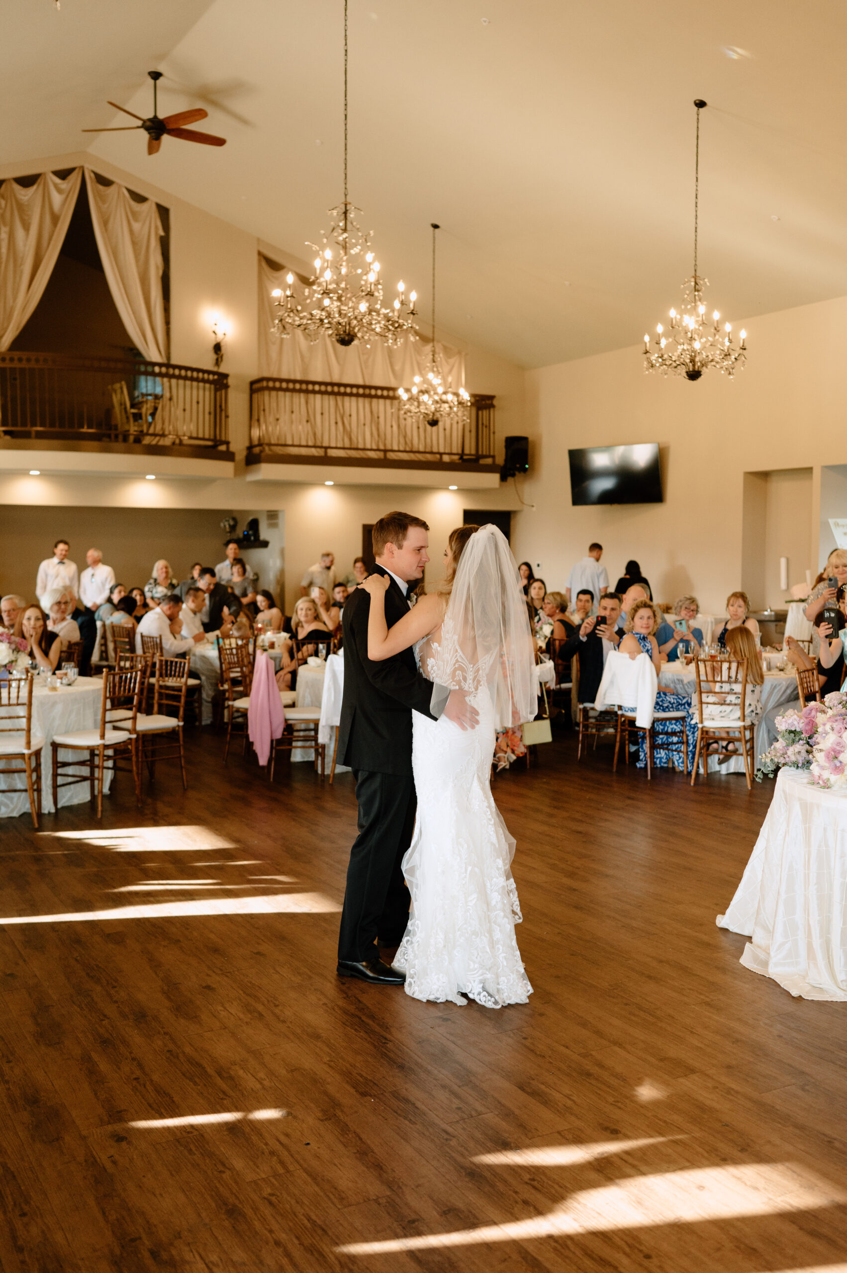 Bride and groom photograph taken by Oregon wedding photographer. 
