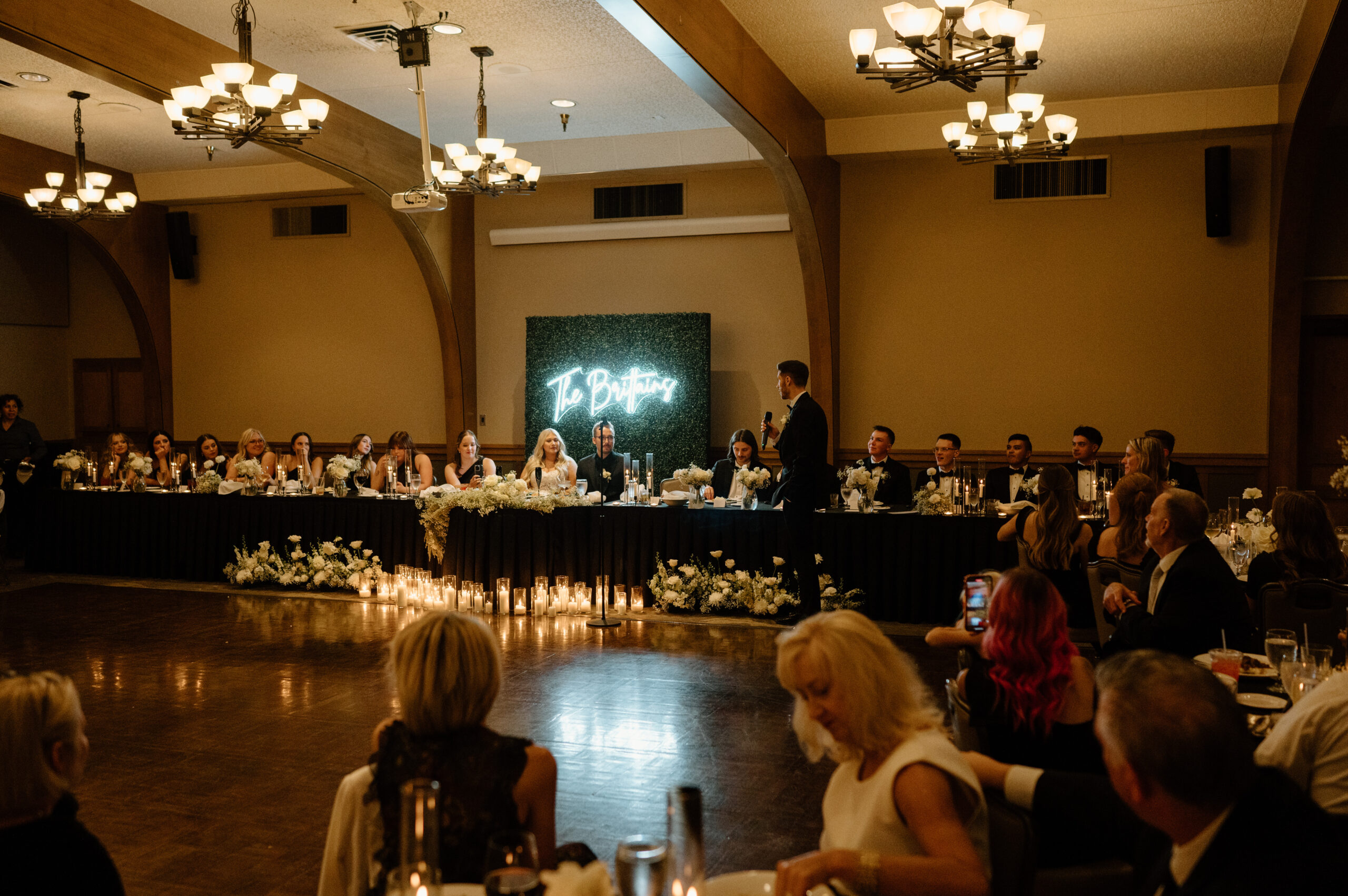 Reception photograph taken by Oregon wedding photographer 