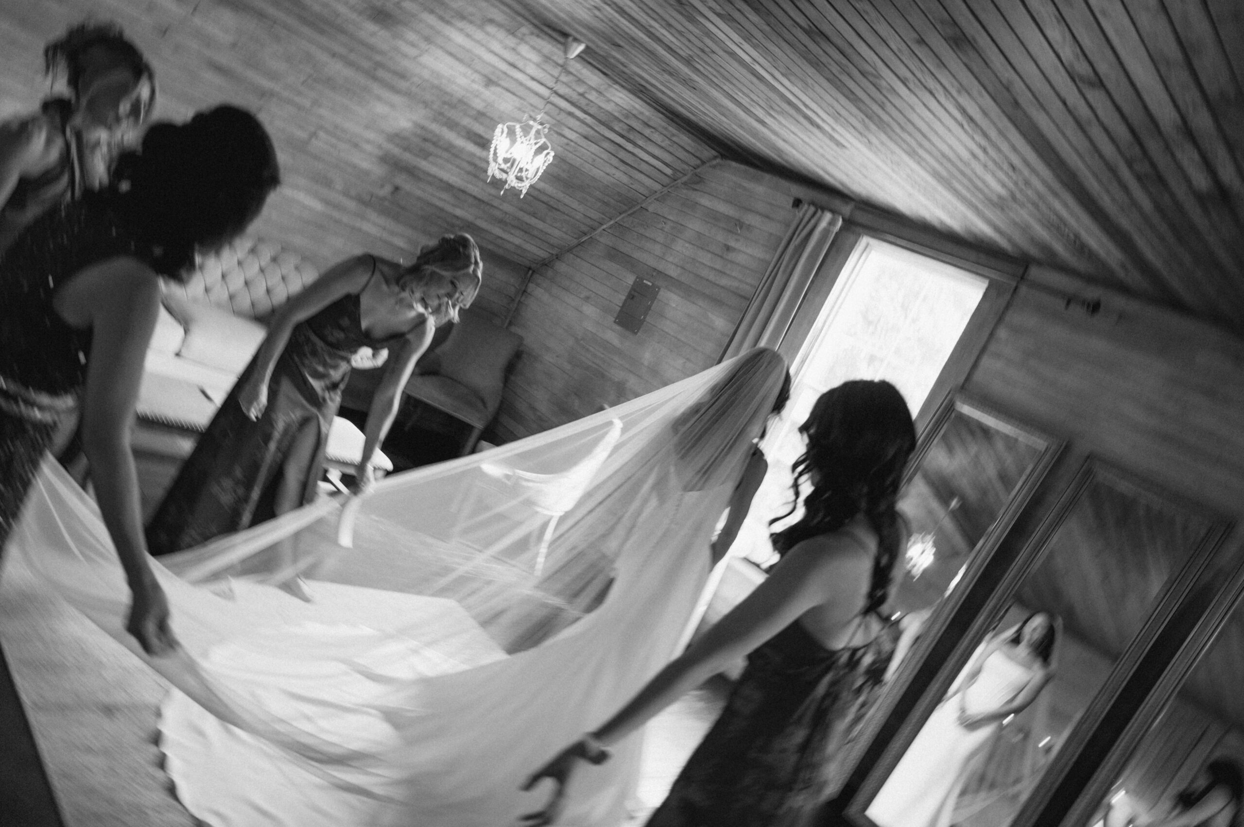 Bridal party photograph by Vancouver Wedding Photographer.