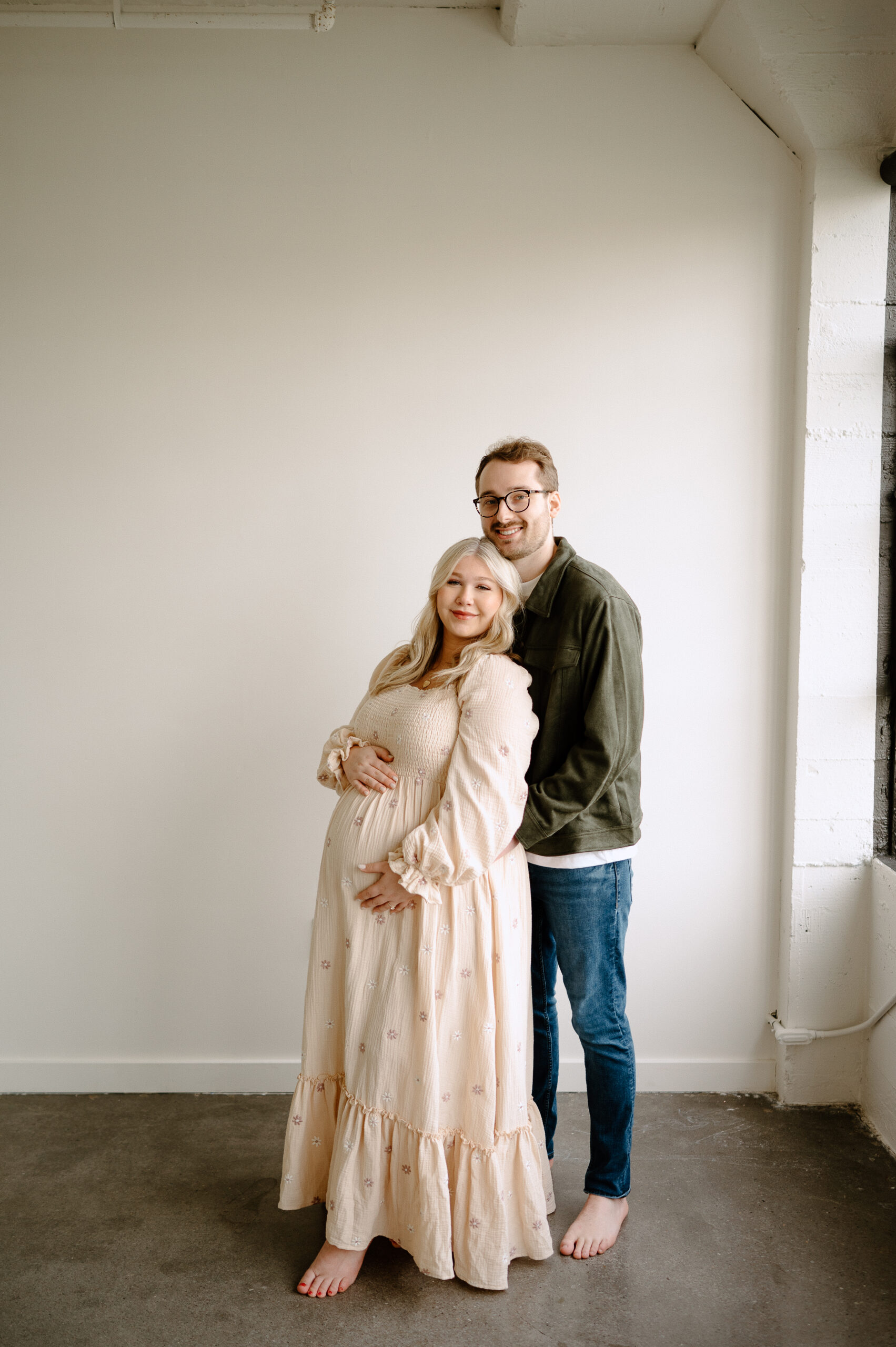 Maternity photo taken by Vancouver, Washington maternity photographer.