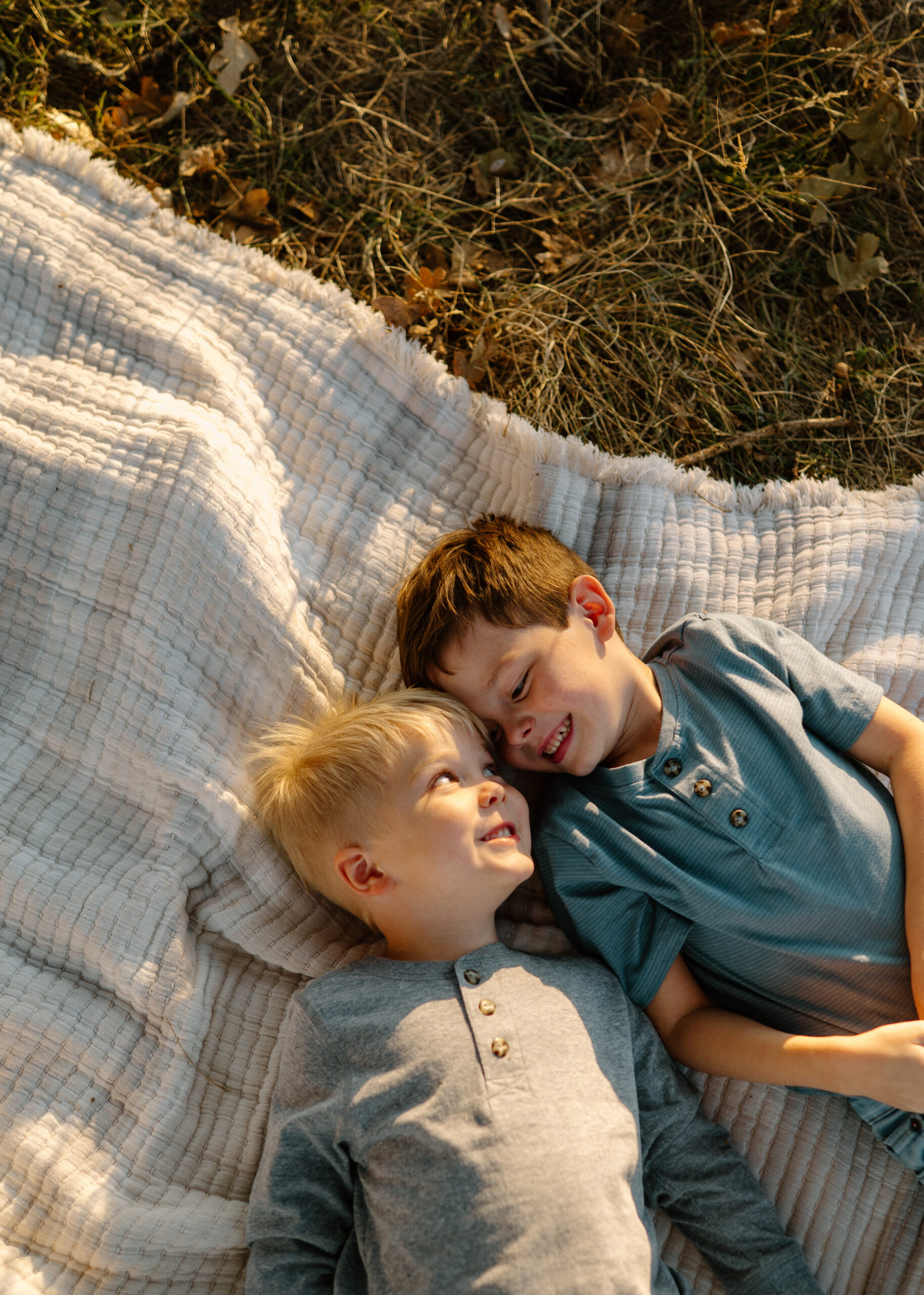 Brothers photo by Vancouver, Washington family photographer 