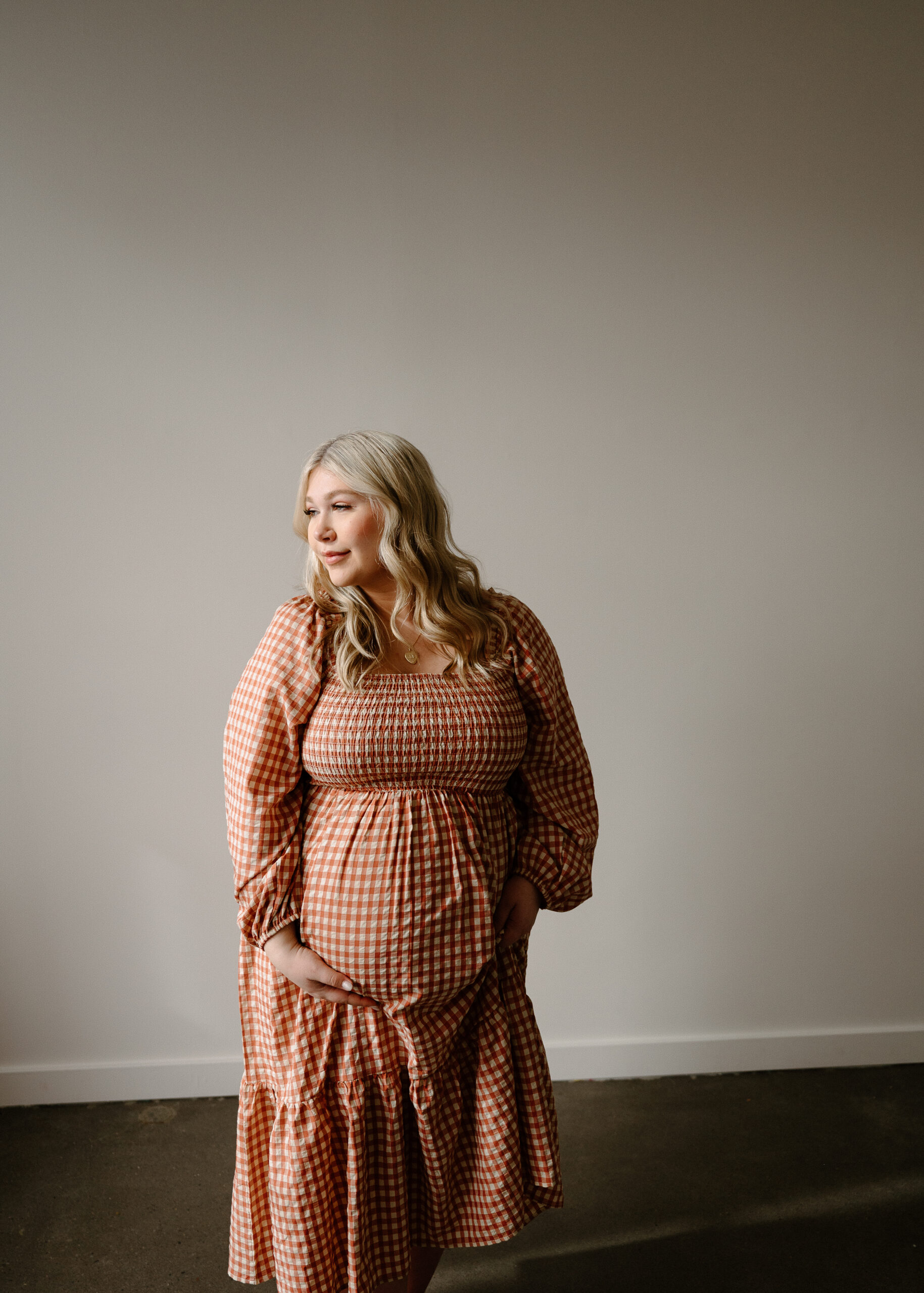 Maternity photograph by PNW Vancouver Photographer.