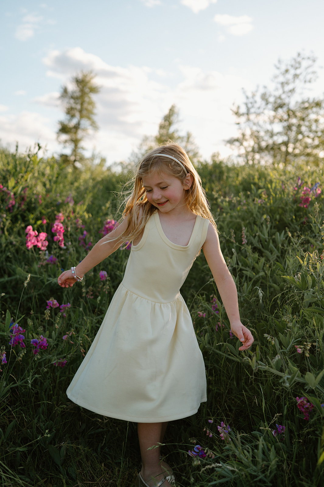 Golden hour photograph taken by Vancouver, Washington family photographer.